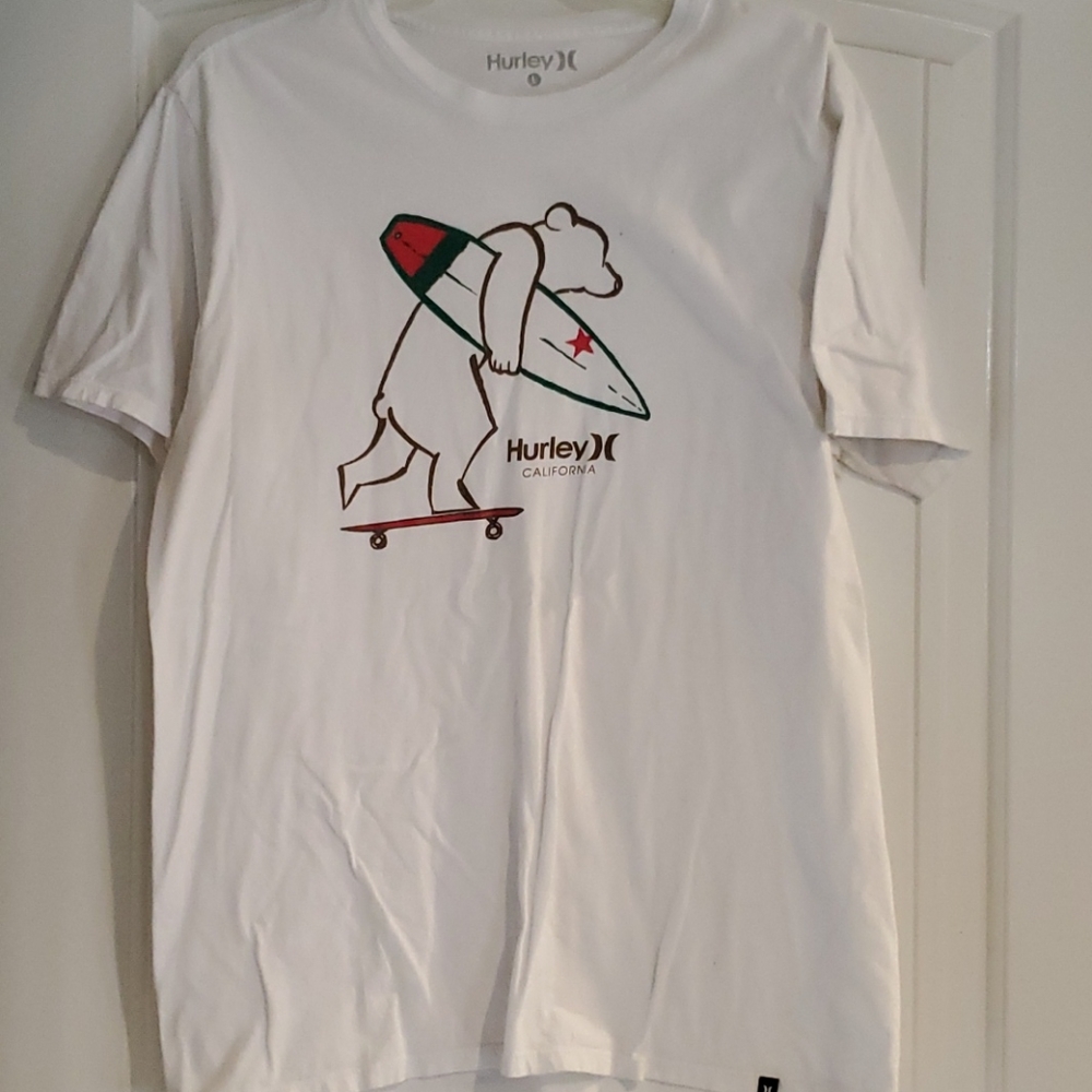Hurley White Graphic Bear Surf Skate Short Sleeve Tee